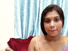 Raunchy Indian fatty blowjob movie