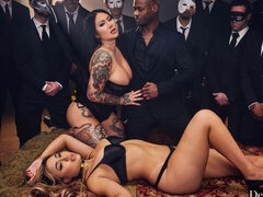 Azijci, Velika rit, Velik kurac, Velike joške, Fafanje, Doggystyle, Milf