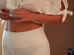 Gros seins, Brunette brune, Tir de sperme, En levrette, Hd, Massage, Naturelle, Chatte