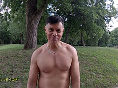 Grote lul, Grote mammen, Pijpbeurt, Mollig, Sperma shot, Latijnse vrouw, Saunazaal, Tieten likken