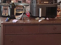 약간 뚱뚱한, 지방, 머리카락이 많은, 나이든, 혼자