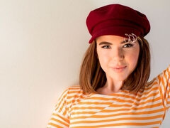 Zadek, Kuřba, Na pejska, Mezirasové, Orgasmus, Venku, Na veřejnosti, Švédská rojka