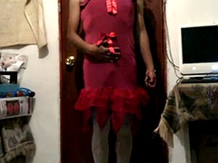 Joselynne CD using a nude red and pink dress 02