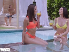 Duży kutas, Brunetka, Sperma, Styl na pieska, Hd, Lizanie, Jazda konna, Cycki