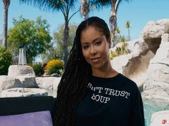 Cul, Derrière les coulisses, Gros seins, Sucer une bite, Noir ébène, Branlette thaïlandaise, Hd