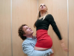 Ερασιτέχνης, Μεγάλος κώλος, Πίπα, Χύσιμο, Σε στάση σκύλου στα τέσσερα, Μουνί, Καβάλημα, Στενό