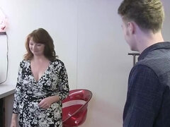 Mooie dikke vrouwen, Pijpbeurt, Omie, Hardcore, Rijpe lesbienne, Natuurlijke tieten, Kut duiken, Trio