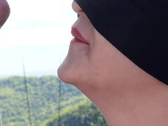 Cum on the lips of a stranger.