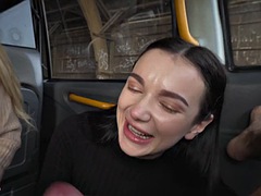 Babe, Velik kurac, Velike joške, Biseksualci, Fafanje, Češka, Hardcore, Trojček