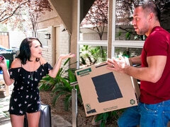 Velký zadek, Velké péro, Kuřba, Brunetka, Na pejska, Masturbace, Milf žcbp, Kozičky