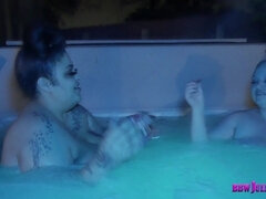 Big Beautiful Women Hottub Lesbian 3Some Sex