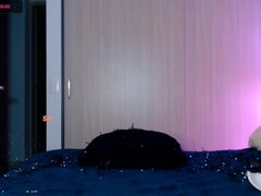 Kisbaba, Tekintélyes didik, Gesztenyebarna, Kebles, Maszti, Természetes mellek, Mellbimbók, Web kamera