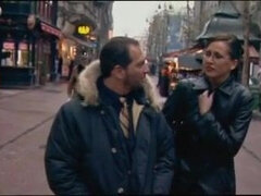 Italianer, Lesbisk, Sexy undertøy, Brystvorter, Kontor, Orgie, Trekant