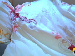 Amaterji, Azijci, Rjavolaska, Varanje, Kurac, Medrasni seks, Trojček, Igrače