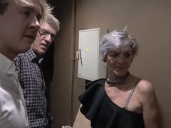 Lähikuva, Takaapäin, Isoisä, Ryhmä, Orgiat, Pillu, Teini, Huora