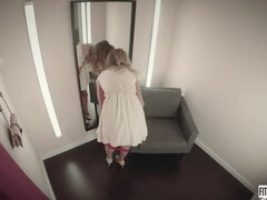 Tekintélyes didik, Szőke, Ujjazás, Hd, Fehérnemű, Orgazmus, Egyedül, Harisnya