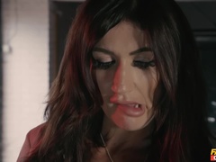 Amatør, Stor pik, Brunette, Sædskud, Firkanter, Håndjob, Fisse, Bryster