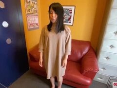 18 ans, Asiatique, Sucer une bite, Mignonne, Gorge profonde, Poilue, Japonaise, Adolescente