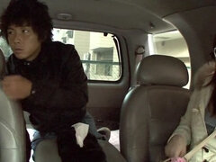 Leie, Asiatisch, Auto, Brille, Hd, Lingerie, Milf, Im freien