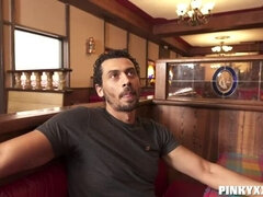 Μεγάλος πούτσος, Μεγάλα βυζιά, Μαύρος, Διαφυλετικό