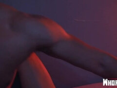 Noire, Sucer une bite, Fille, En levrette, Noir ébène, Famille, Petite femme, Adolescente