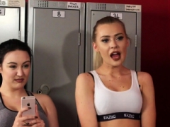 Brunetka, Oblečené ženy, Hd, Masturbácia, Milf  mčbp, Švédska rojka