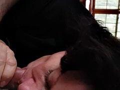 Amatööri, Tyttö, Isot tissit, Suihinotto, Pettää, Puuma, Rankka, Äiti jota haluaisin panna
