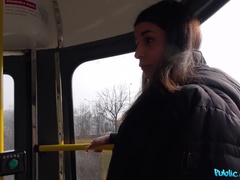 Amatööri, Suihinotto, Takaapäin, Käsihoito, Ulkona, Näkökulma pov, Julkinen, Pillu