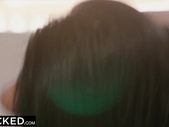 Zwart, Pijpbeurt, Bruinharig, Lul, Sperma in gezicht, Handbeurt, Interraciaal, Tieten likken