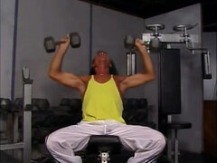 Anál, Veľké kozy, Blondína, Kuřba, Striekanie semena, Péro, Telocvičňa, Pička